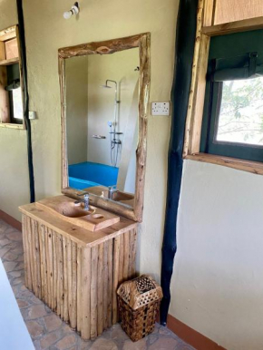 Enshama Game Lodge and Campsite